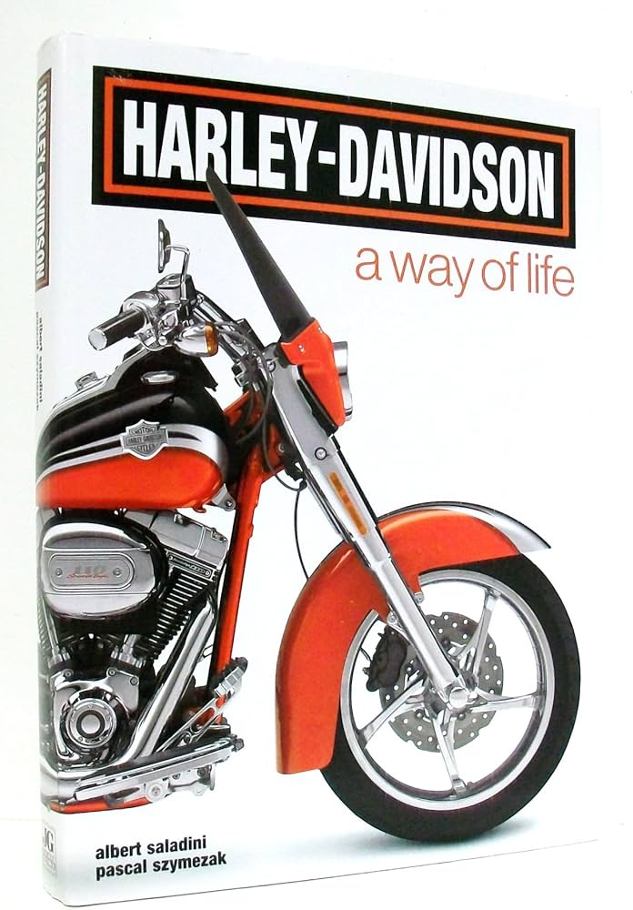 Harley Davidson: A Way of Life: Albert Saladini: 9781572156333